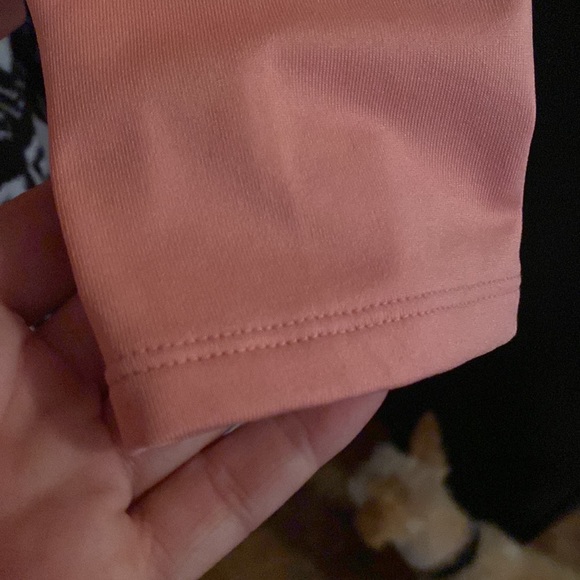 LikeNEW!!💕🌺🌸🎯👛🎊 - Picture 6 of 6